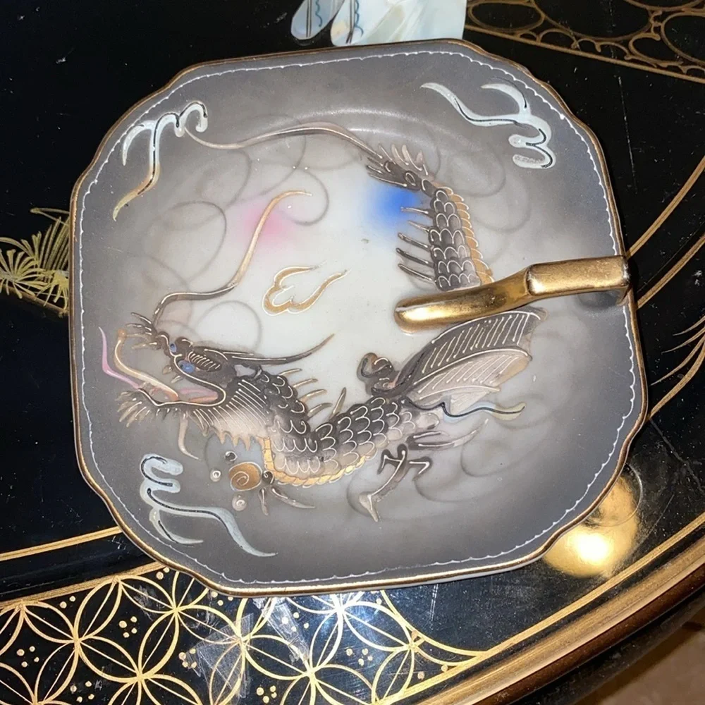Endo China vintage dragonware